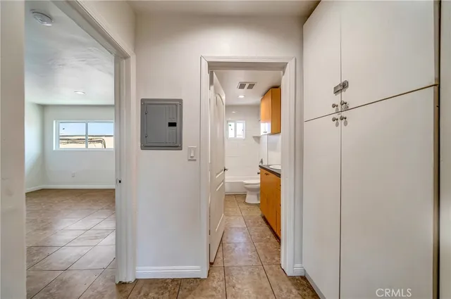 $1,800 | 6735 Elmer Avenue, Unit 19, North Hollywood, CA 91606