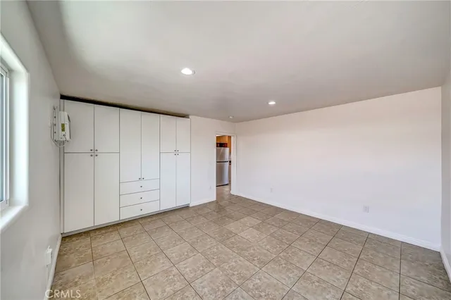 $1,800 | 6735 Elmer Avenue, Unit 19, North Hollywood, CA 91606