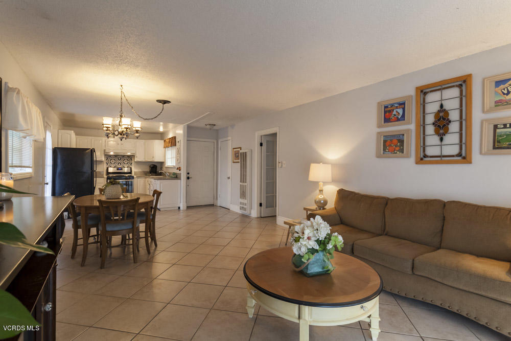 4249 Helene Street Simi Valley, CA 93063 - Photo 6 of 15 Helene_Low-10
