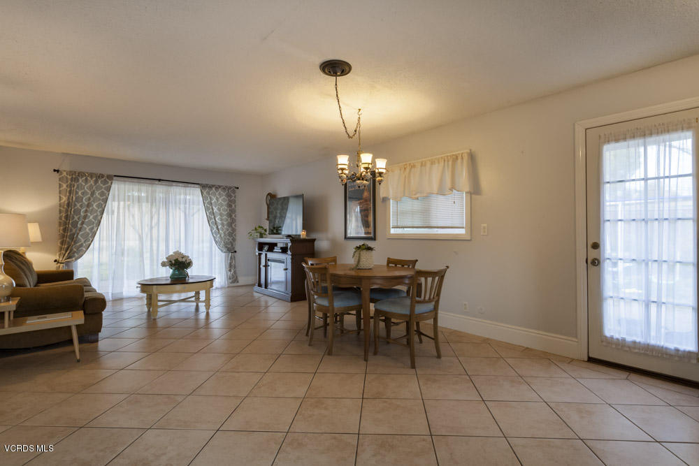 4249 Helene Street Simi Valley, CA 93063 - Photo 9 of 15 Helene_Low-4