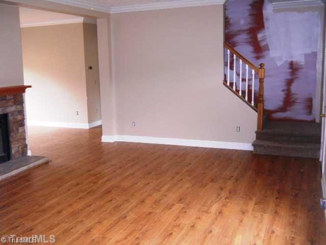 499 Moser Road King, NC 27021 - Photo 11 of 15 Living Room.