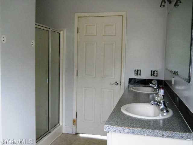 499 Moser Road King, NC 27021 - Photo 10 of 15 Master Bath/Spa.
