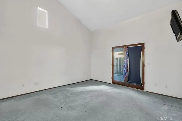 a view of empty room