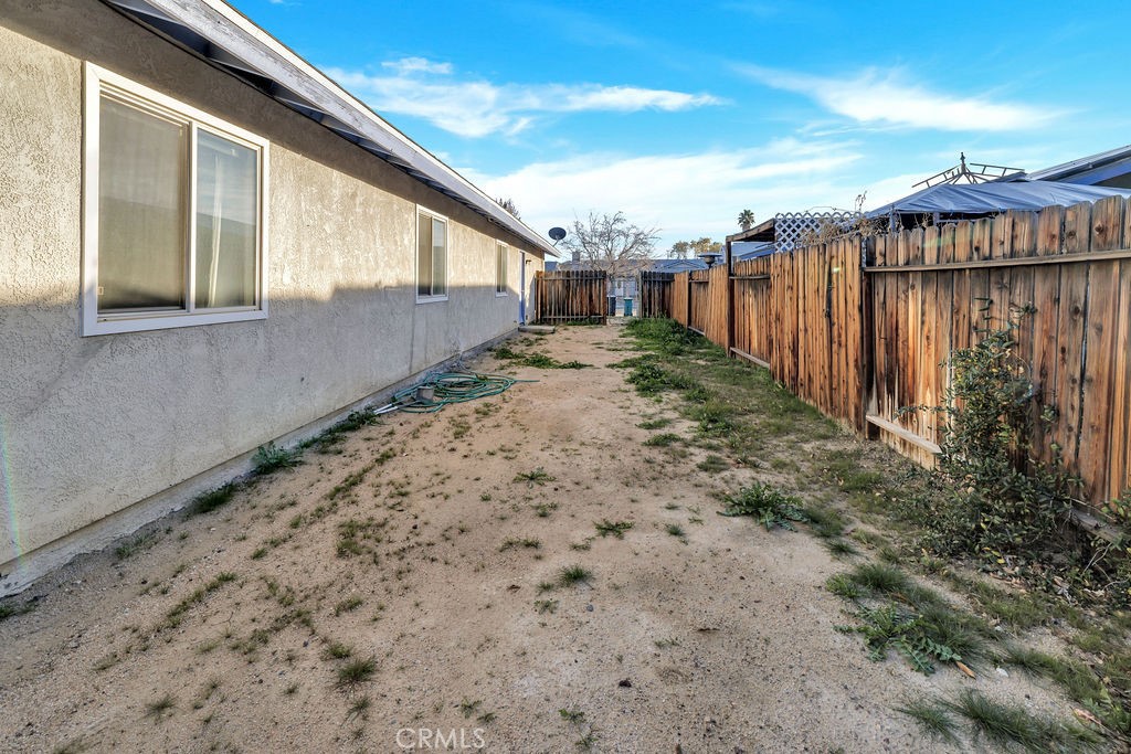 604 East Wilson Avenue Ridgecrest, CA 93555 - Photo 37 of 42