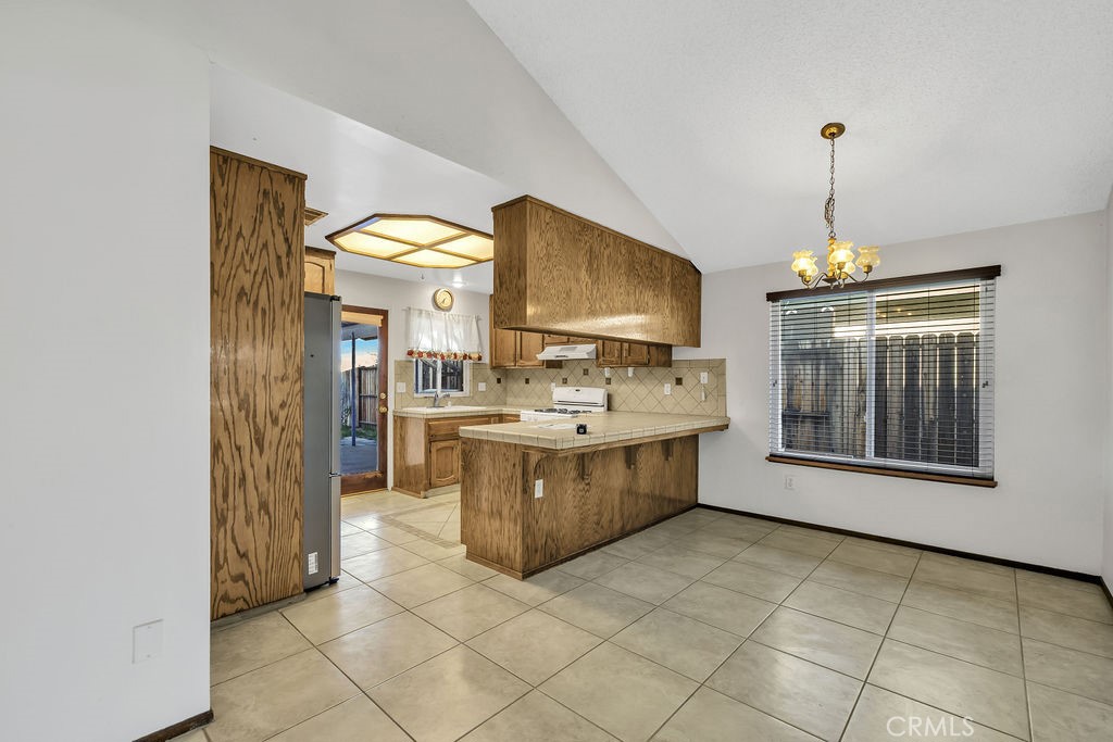 604 East Wilson Avenue Ridgecrest, CA 93555 - Photo 5 of 42