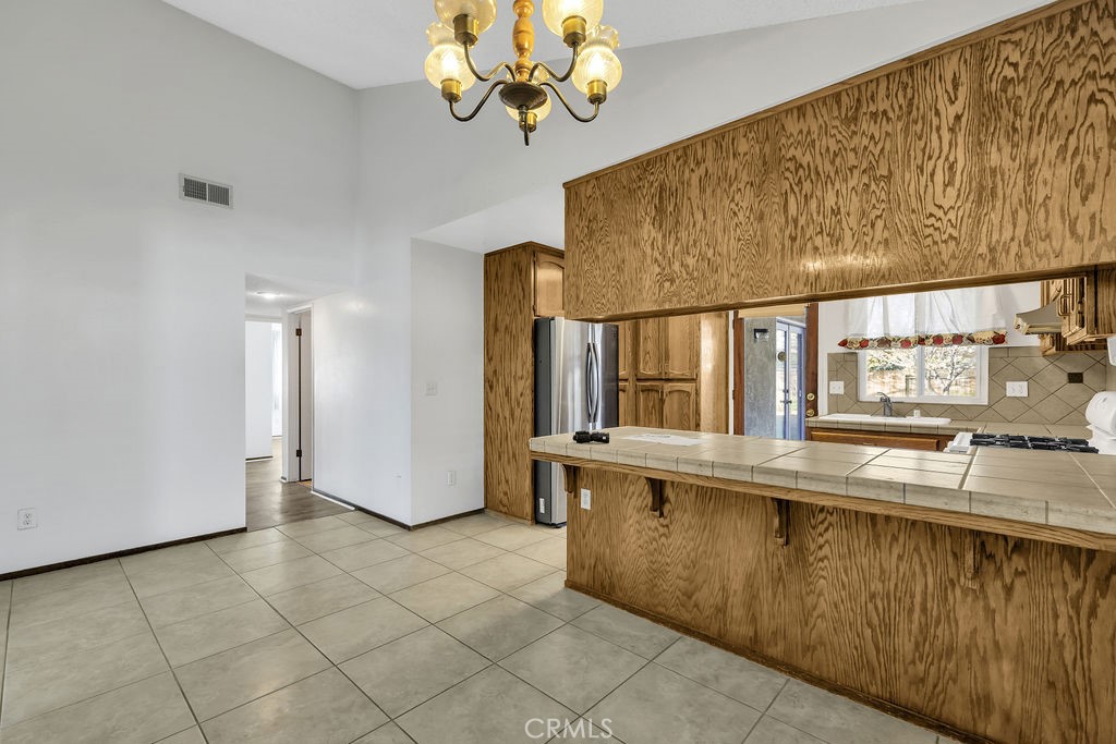 604 East Wilson Avenue Ridgecrest, CA 93555 - Photo 6 of 42