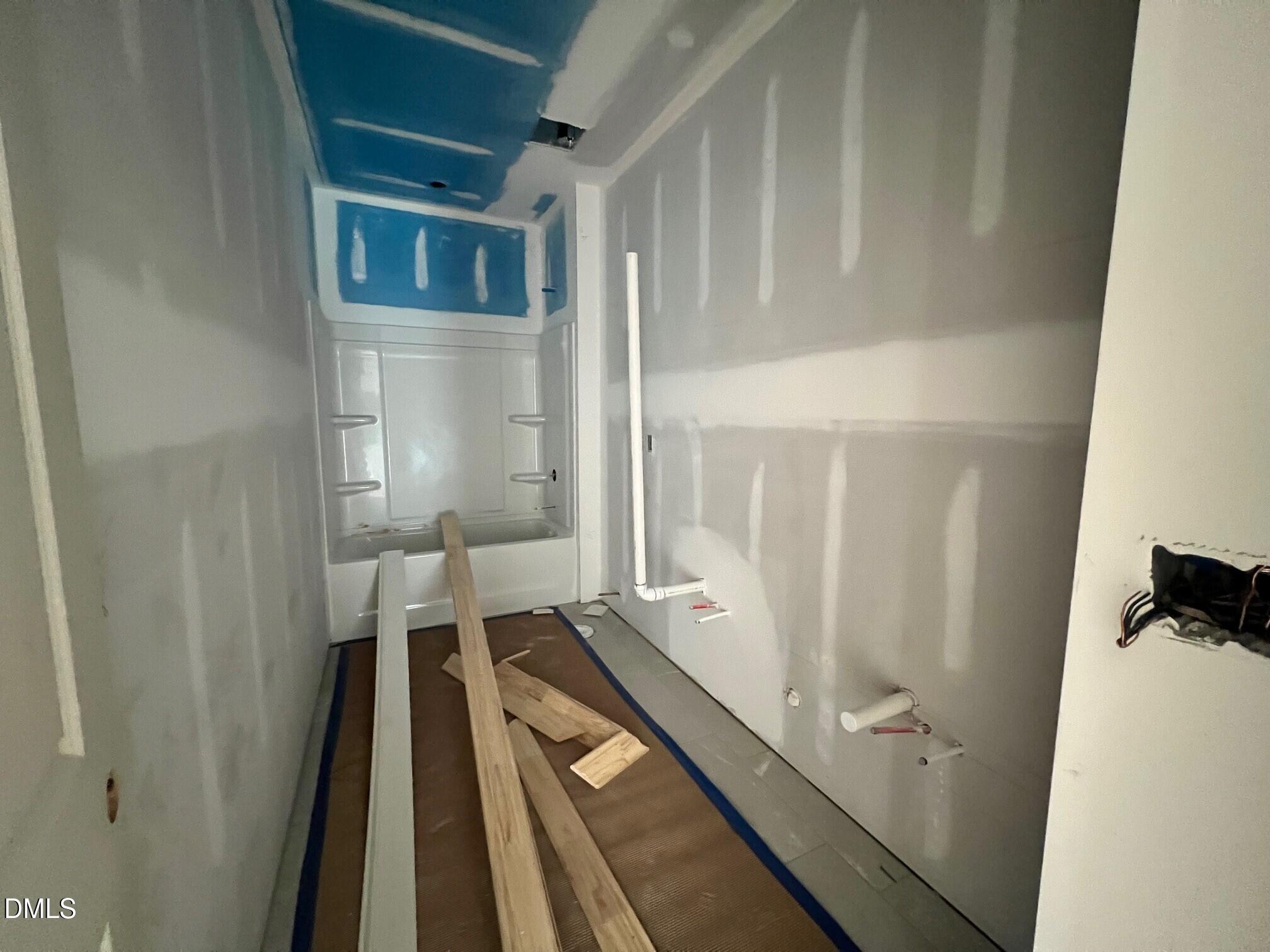 6026 Scalybark Road Durham, NC 27712 - Photo 12 of 52 2nd floor hall bath