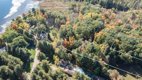 $647,000 | E1501 Penny Lane, Iola, WI 54945