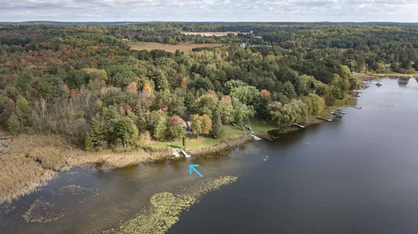 $647,000 | E1501 Penny Lane, Iola, WI 54945