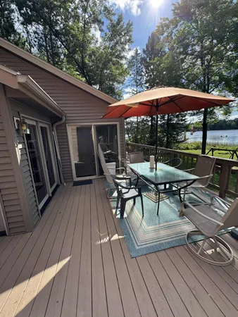 $647,000 | E1501 Penny Lane, Iola, WI 54945
