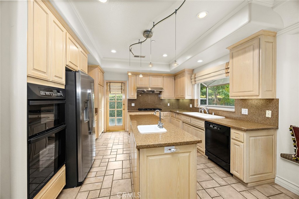 2409 Albert Way Arcadia, CA 91007 - Photo 17 of 64