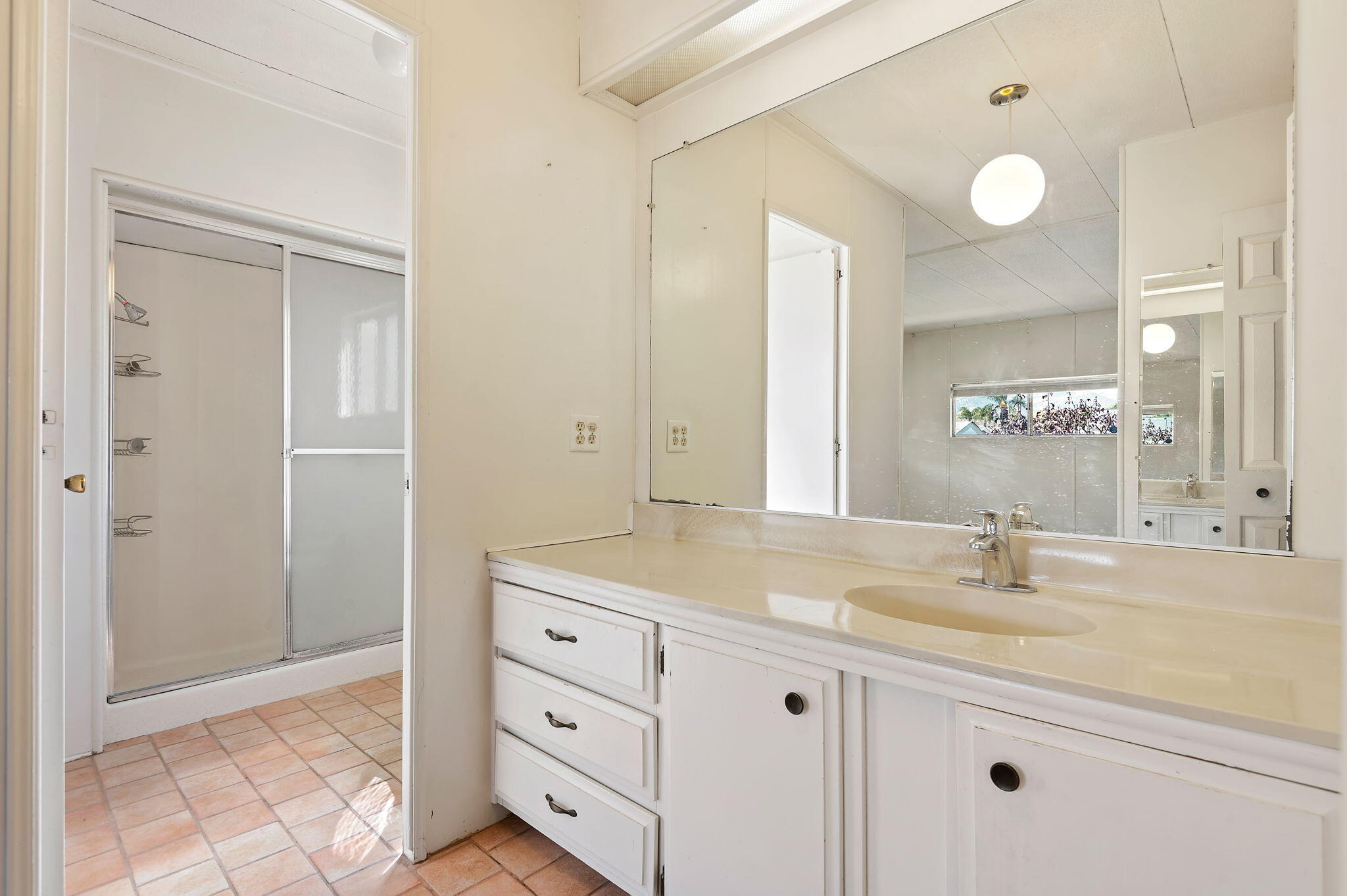 30 Winchester Canyon Road, Unit 51 Goleta, CA 93117 - Photo 11 of 19 11-web-or-mls-11 - Primary Bathroom