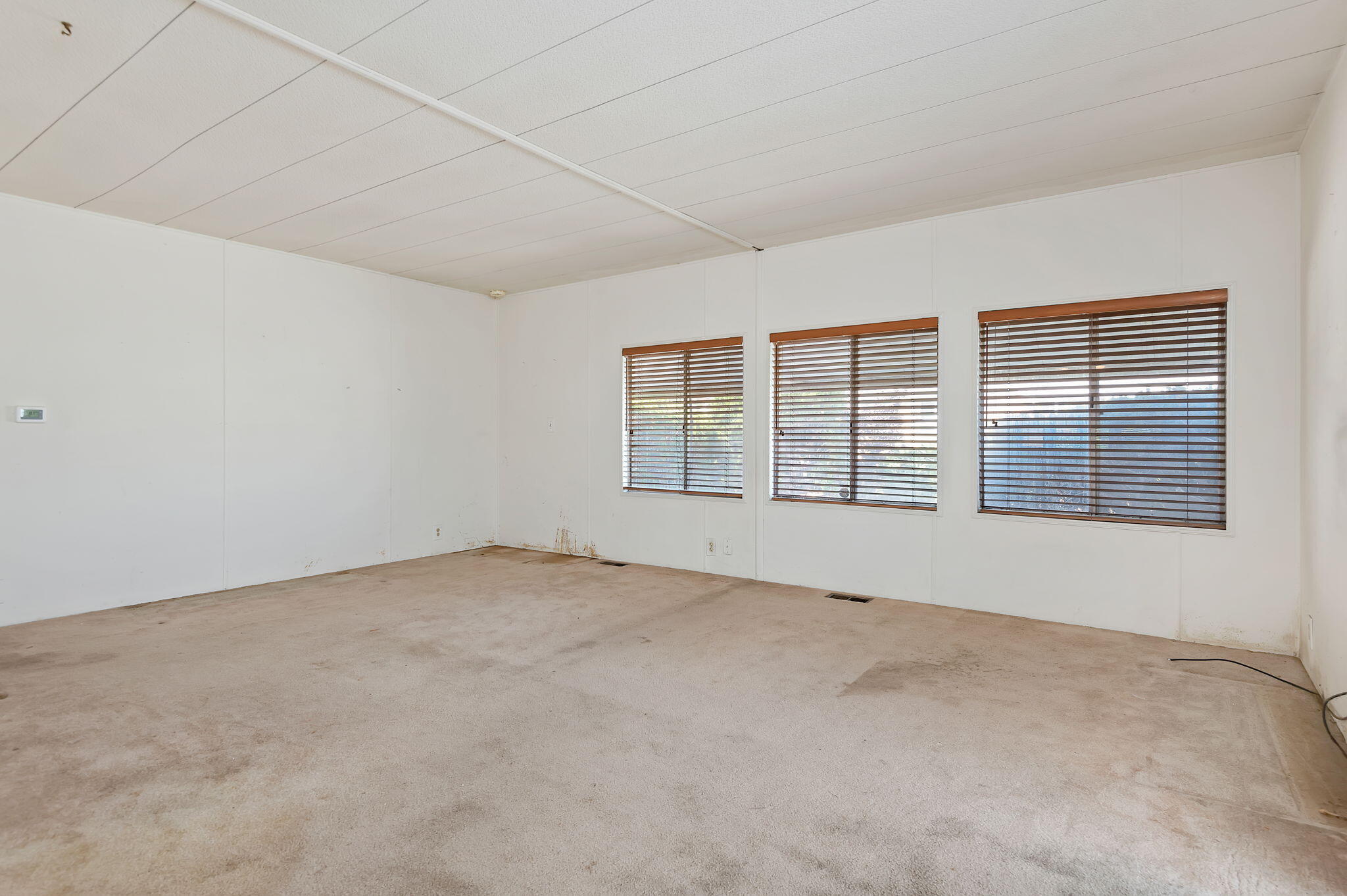 30 Winchester Canyon Road, Unit 51 Goleta, CA 93117 - Photo 5 of 19 5-web-or-mls-05 - Living Room