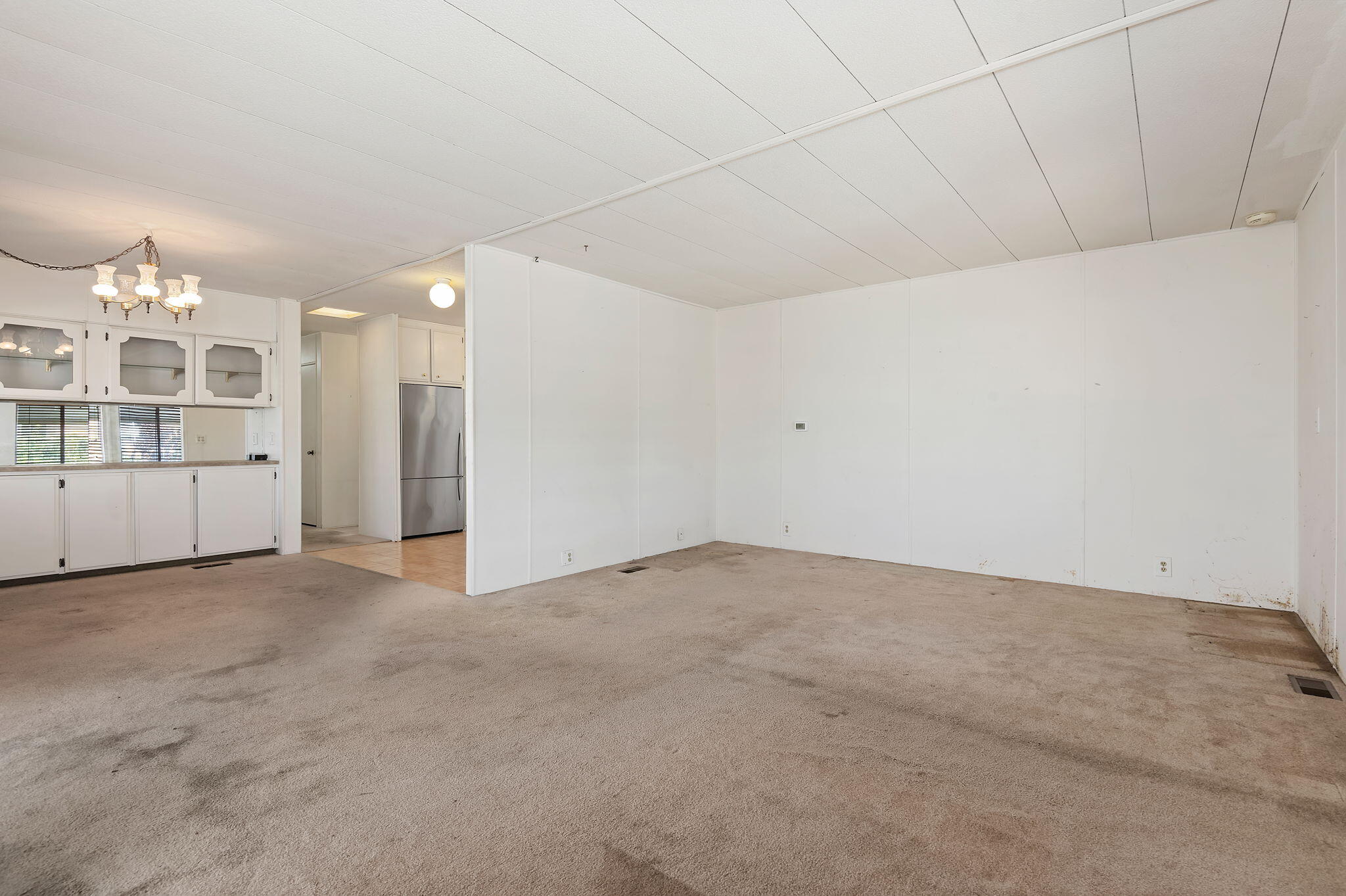 30 Winchester Canyon Road, Unit 51 Goleta, CA 93117 - Photo 6 of 19 6-web-or-mls-06 - Living Room