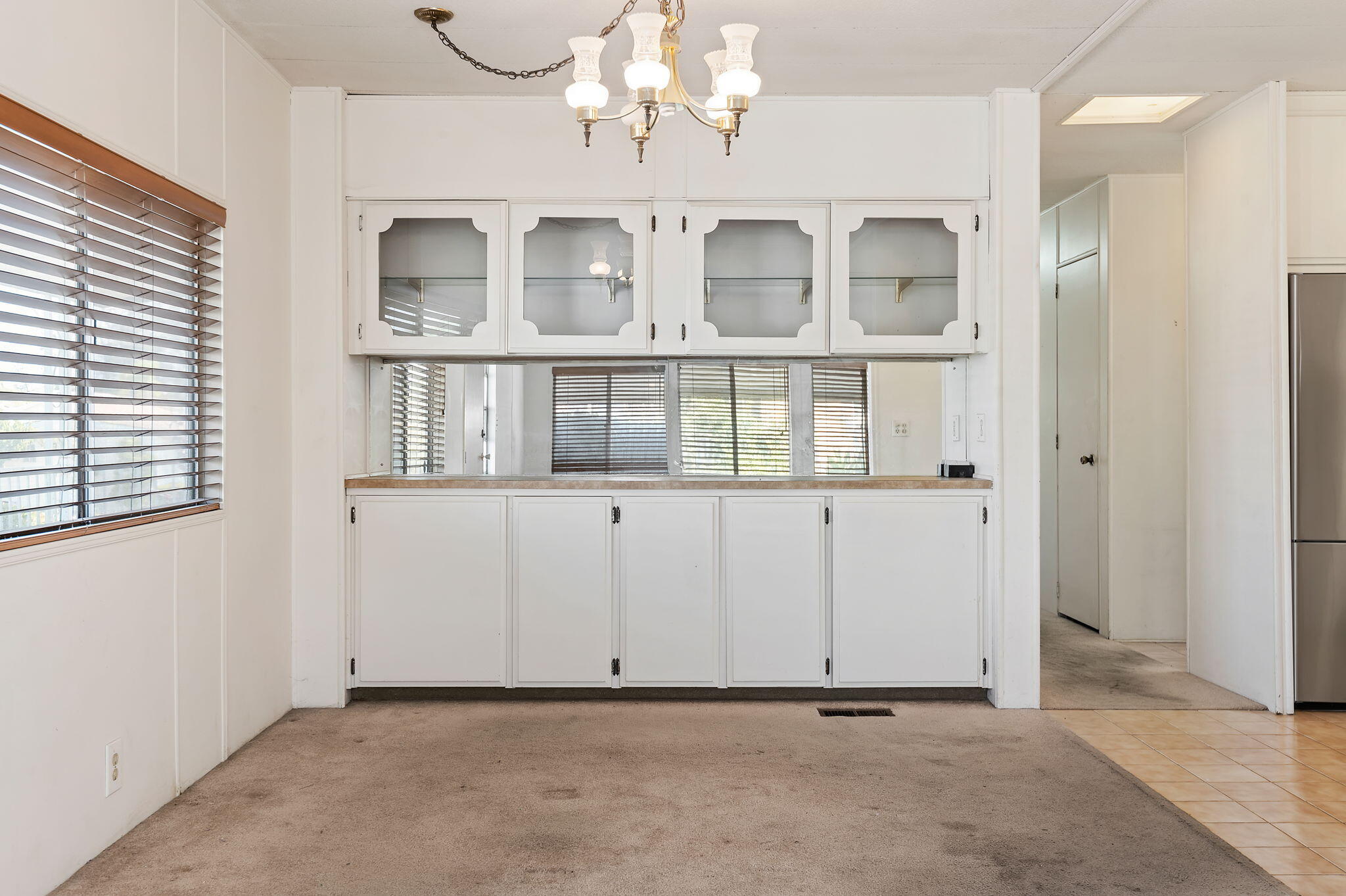 30 Winchester Canyon Road, Unit 51 Goleta, CA 93117 - Photo 8 of 19 8-web-or-mls-08 - Dining