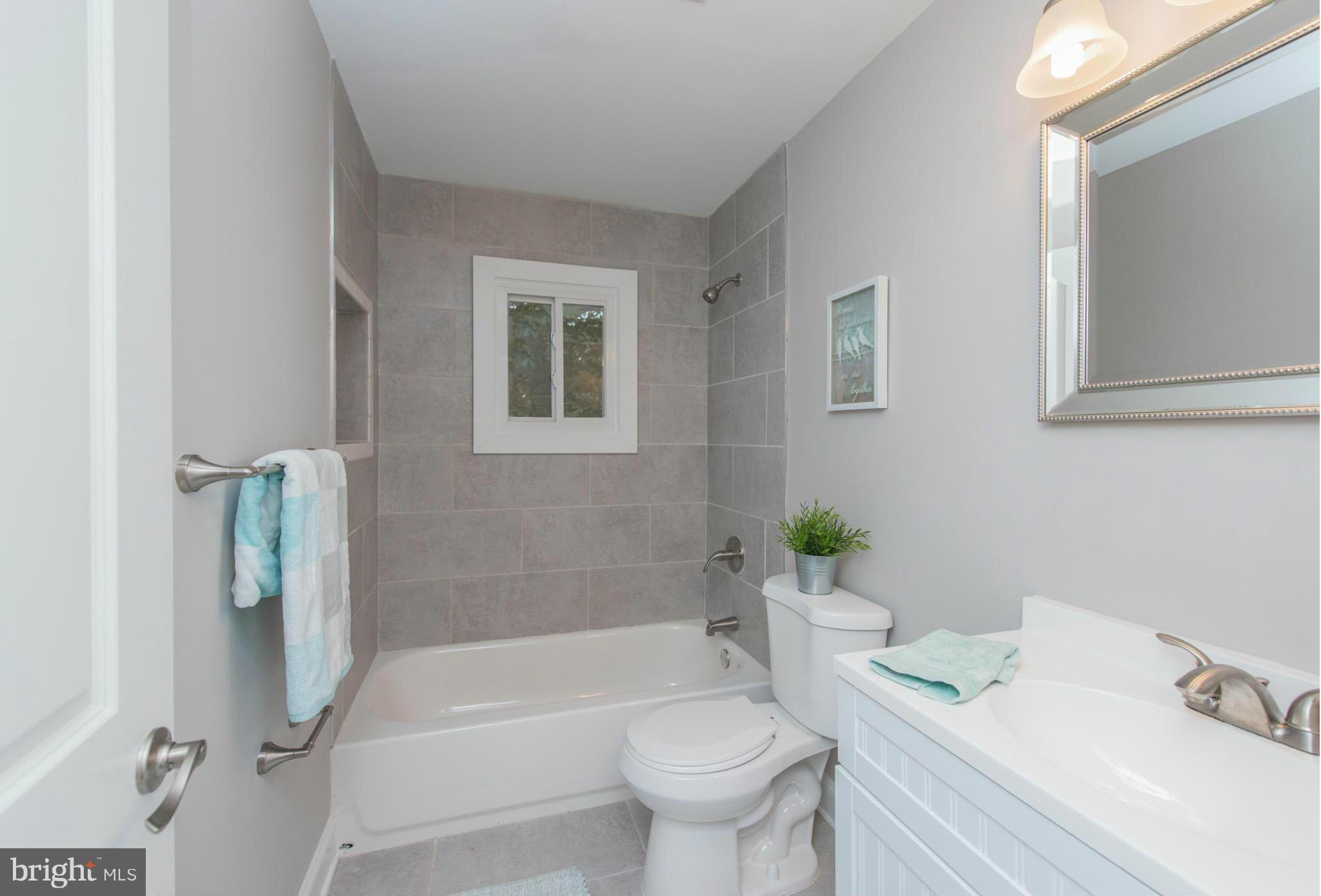 29 Wendslow Road Lutherville-Timonium, MD 21093 - Photo 22 of 27 Bath (Master)