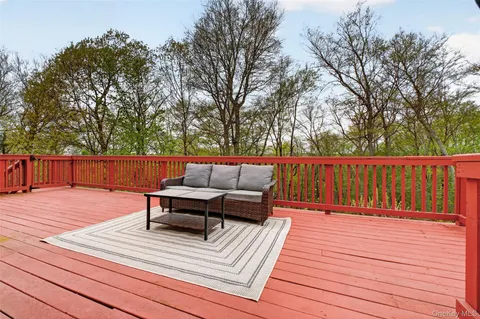 $995,000 | 55 Twilight Lane, Putnam Valley, NY 10579