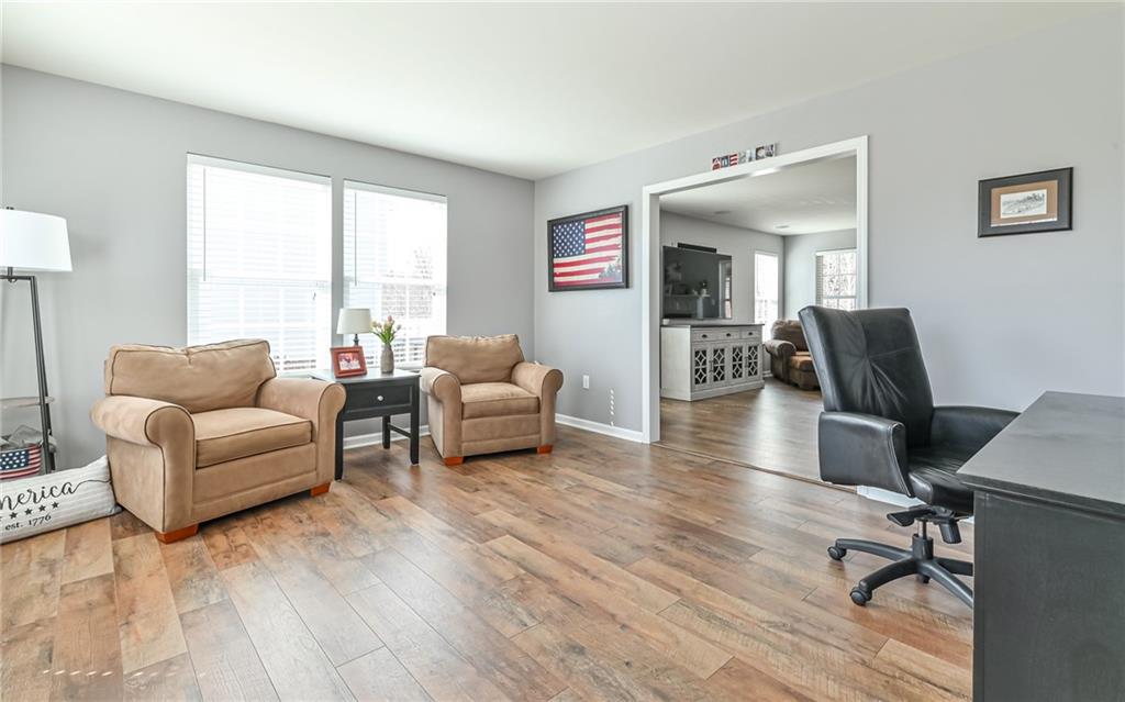 153 Lori Road Gibsonia, PA 15044 - Photo 4 of 25 Gallery Image 4