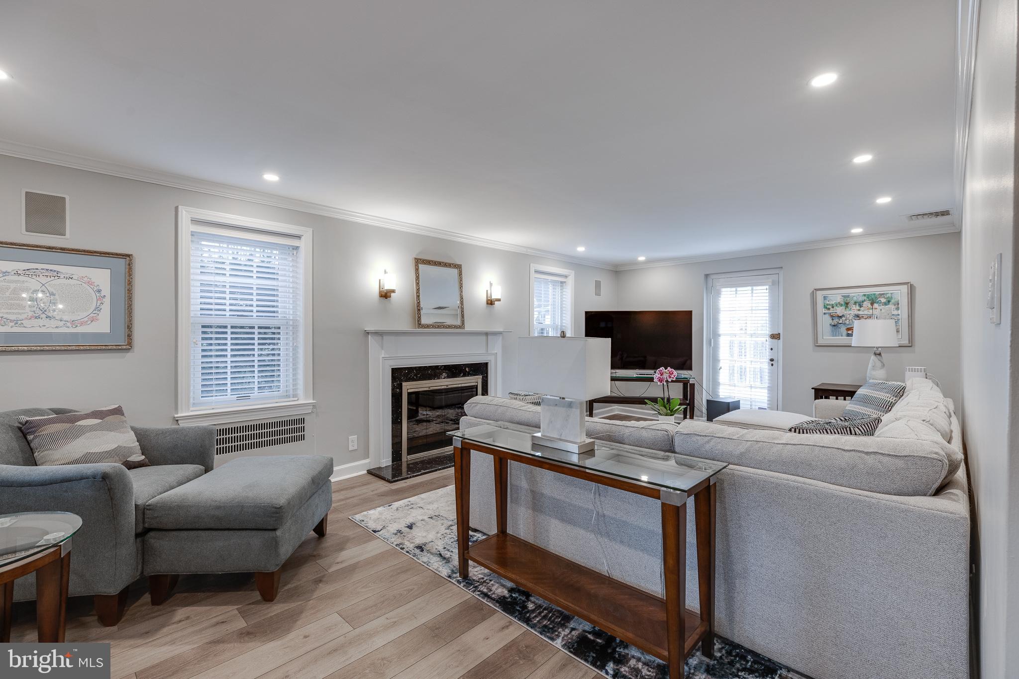 308 Hamilton Road Merion Station, PA 19066 - Photo 3 of 24 Living Room