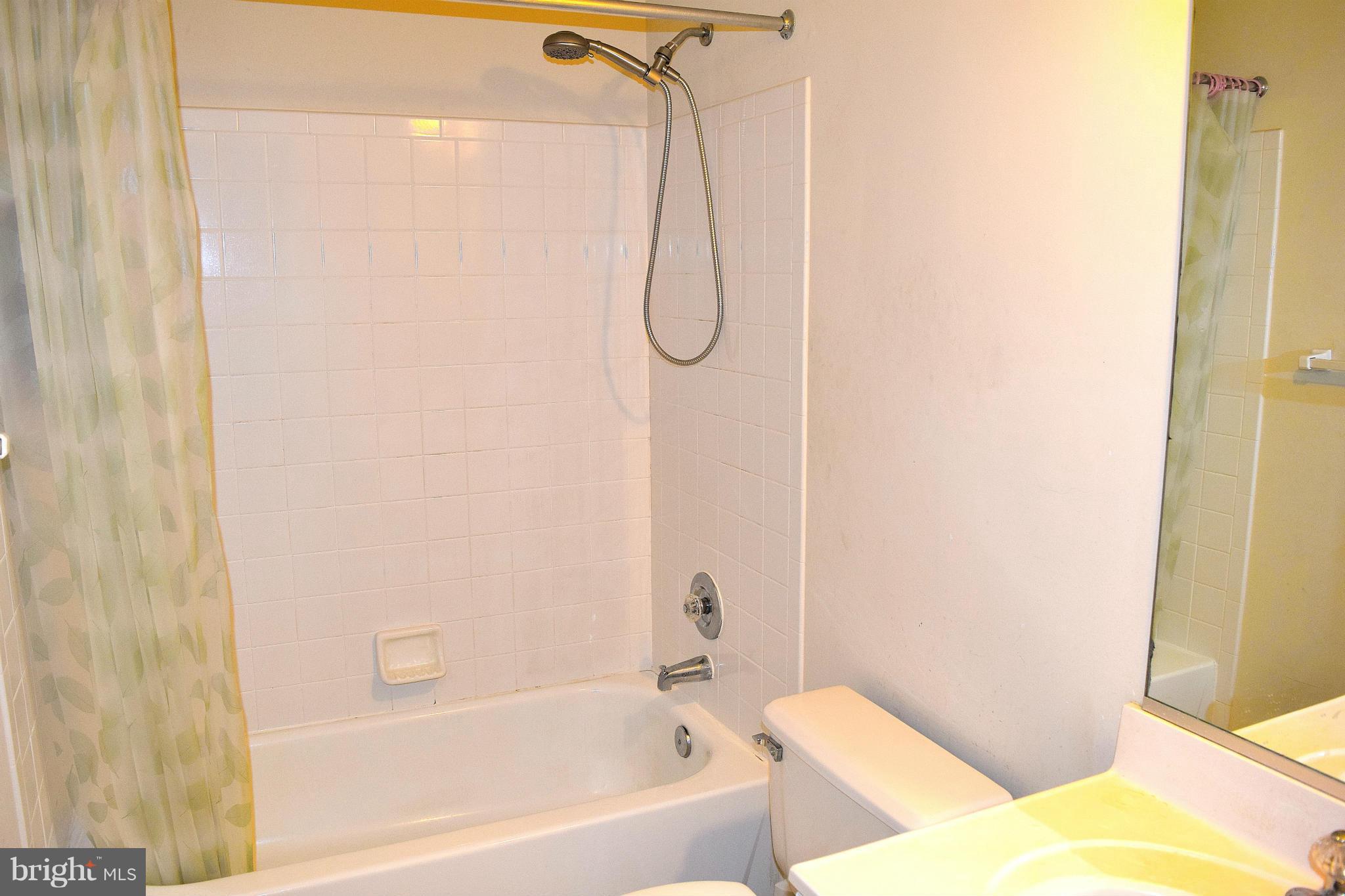 2123 Wagon Trail Place Silver Spring, MD 20906 - Photo 17 of 30 Bath