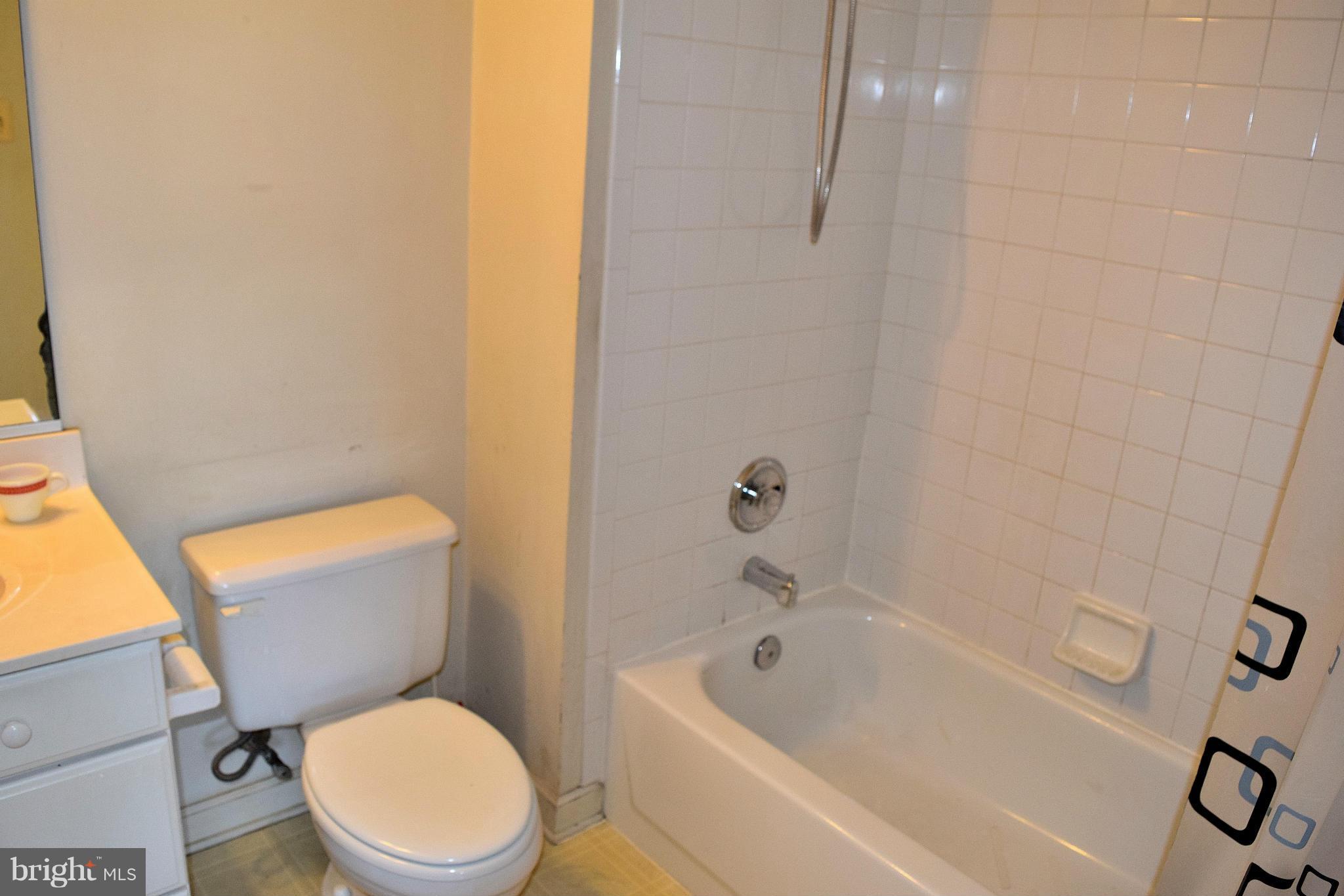 2123 Wagon Trail Place Silver Spring, MD 20906 - Photo 27 of 30 Bedroom (Master)