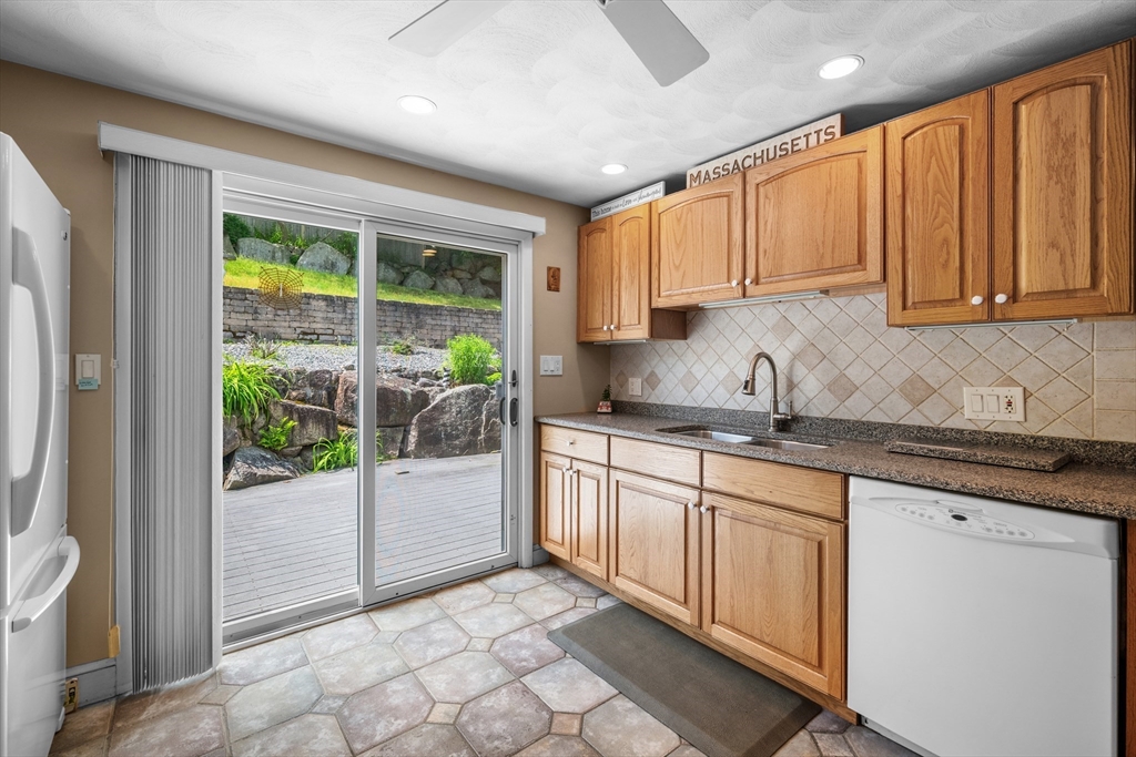 74 Harris Road Lynn, MA 01904 - Photo 10 of 39