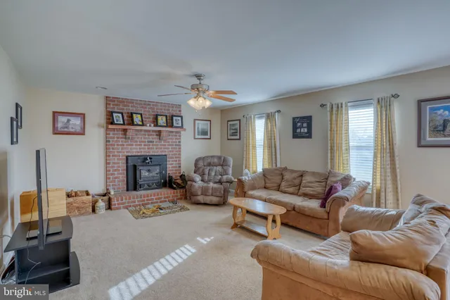 $745,000 | 102 Pee Wee Court, Smyrna, DE 19977