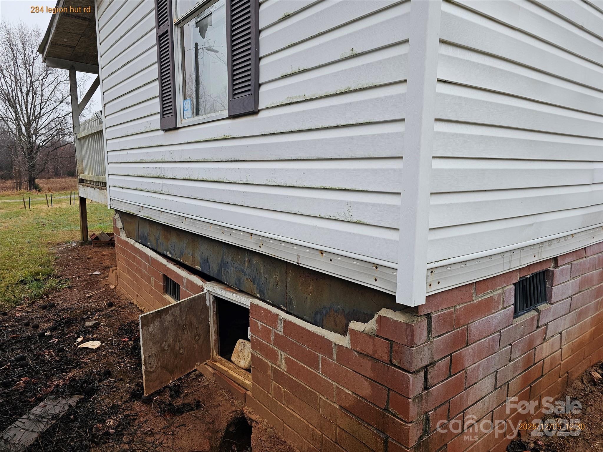 284 Legion Hut Road Mocksville, NC 27028 - Photo 10 of 16 a close up of a storage