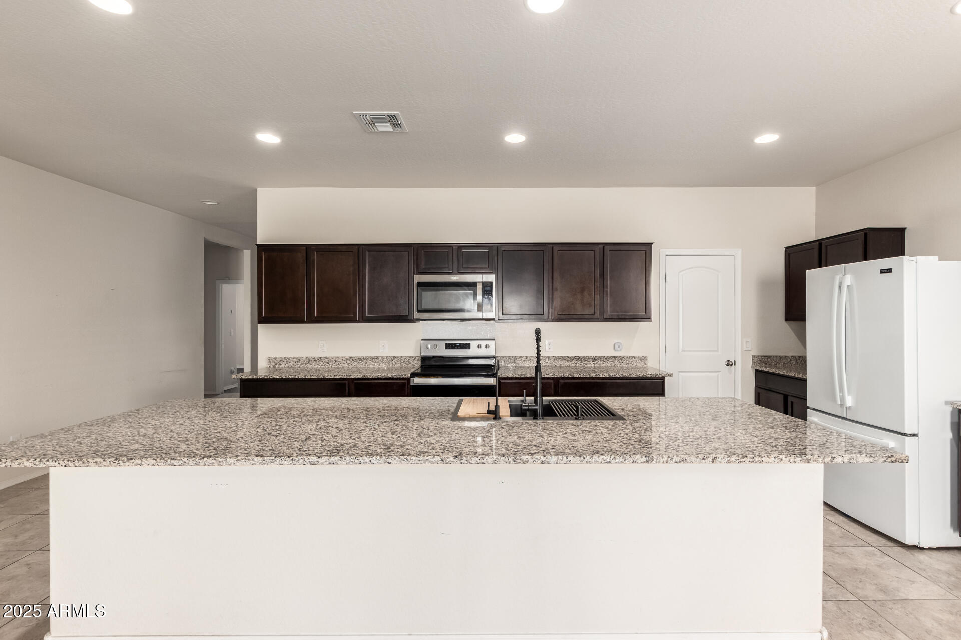 2418 East Santa Barbara Trail Casa Grande, AZ 85194 - Photo 8 of 27 11 Santa Barbara