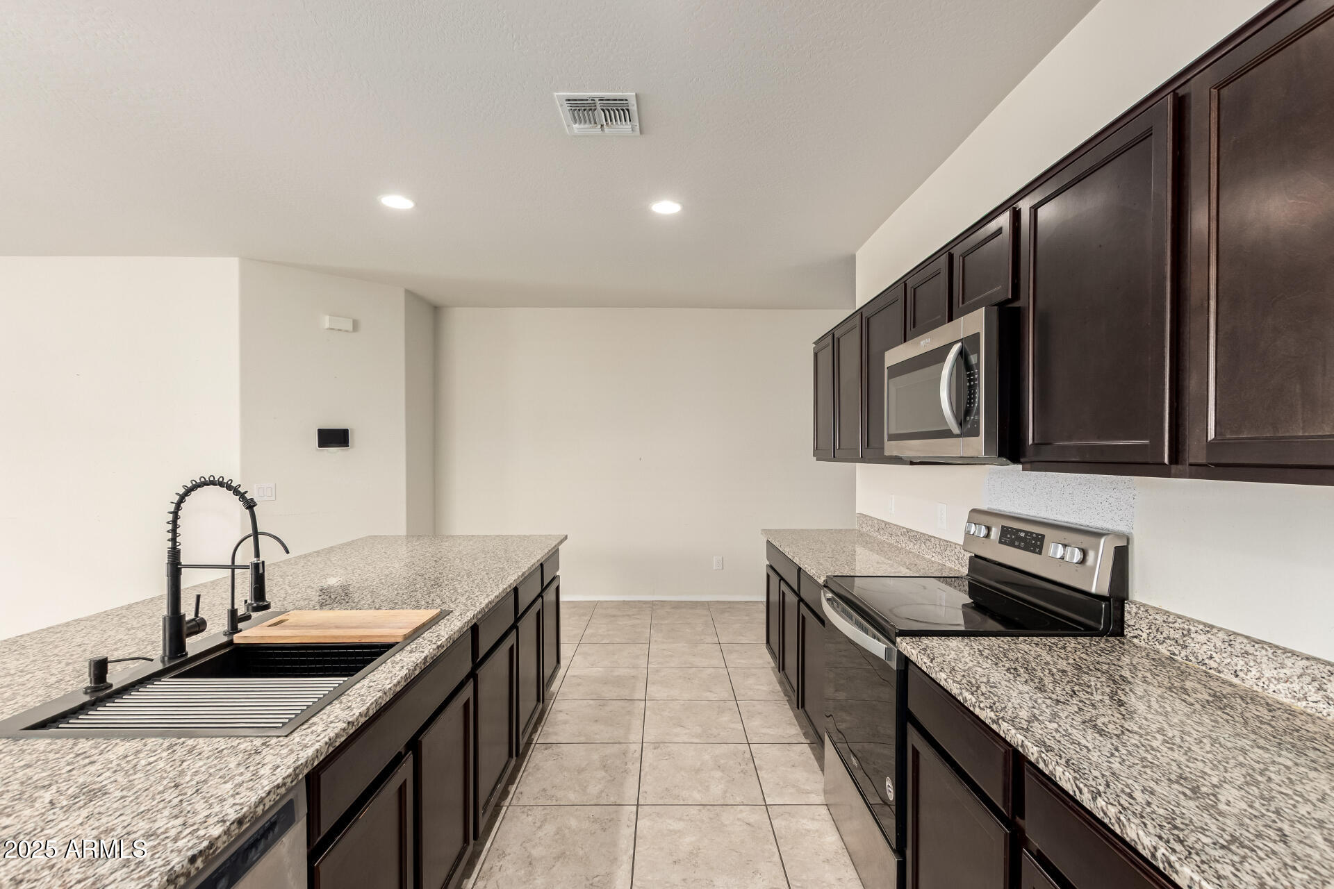 2418 East Santa Barbara Trail Casa Grande, AZ 85194 - Photo 9 of 27 12 Santa Barbara