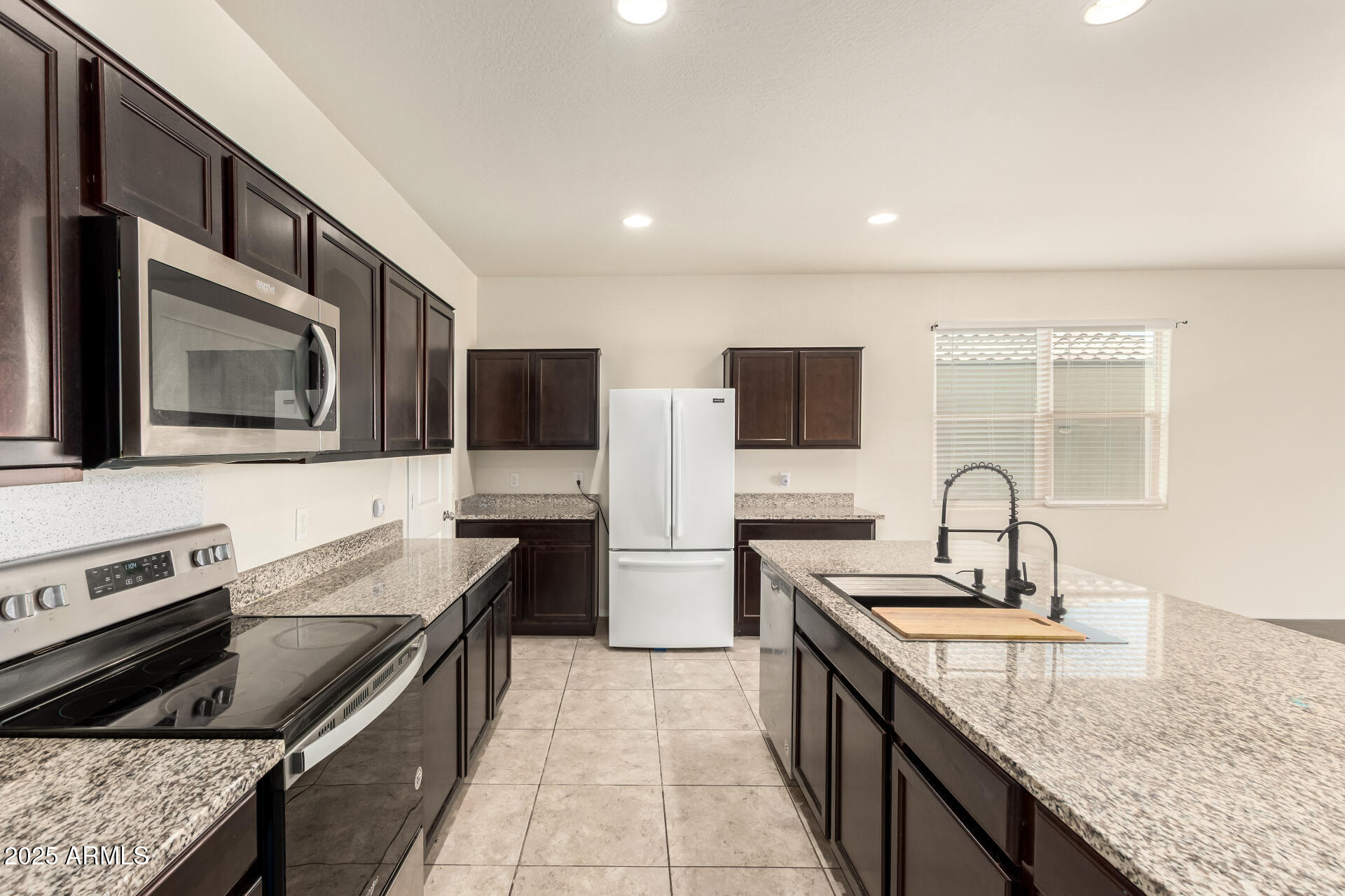 2418 East Santa Barbara Trail Casa Grande, AZ 85194 - Photo 10 of 27 13 Santa Barbara