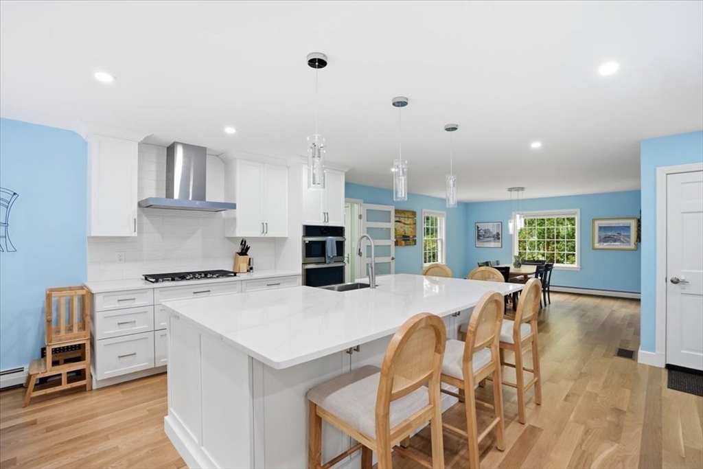 89 River Road Hanover, MA 02339 - Photo 4 of 38