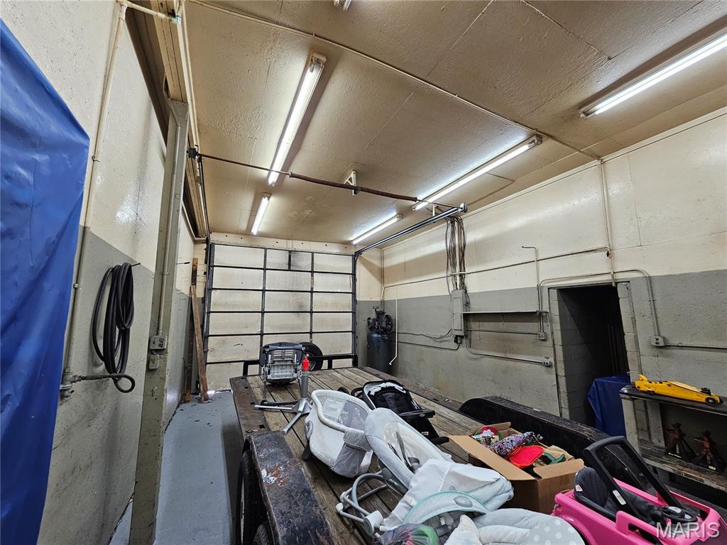 103 East Broad Street Raymond, IL 62560 - Photo 11 of 49