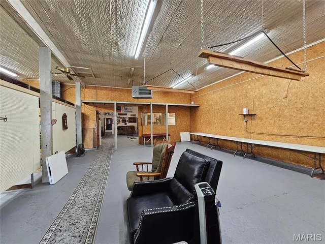 $140,000 | 103 East Broad Street, Raymond, IL 62560