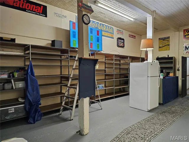 $140,000 | 103 East Broad Street, Raymond, IL 62560