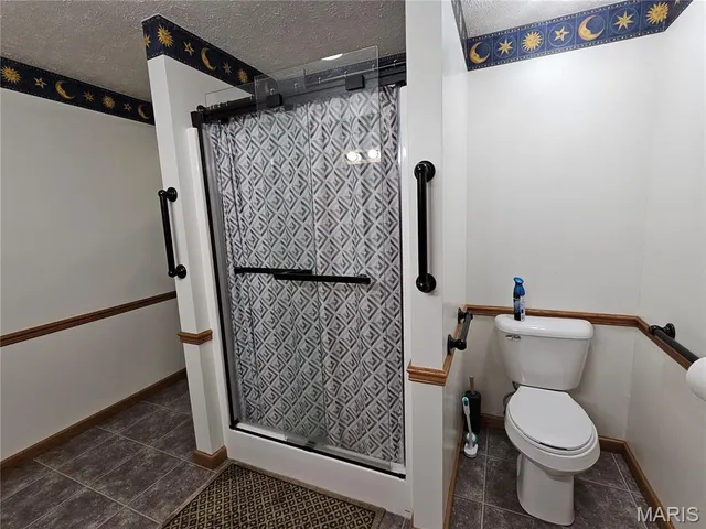 $140,000 | 103 East Broad Street, Raymond, IL 62560