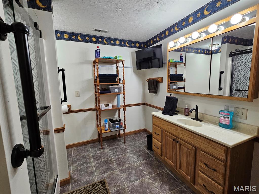 103 East Broad Street Raymond, IL 62560 - Photo 39 of 49