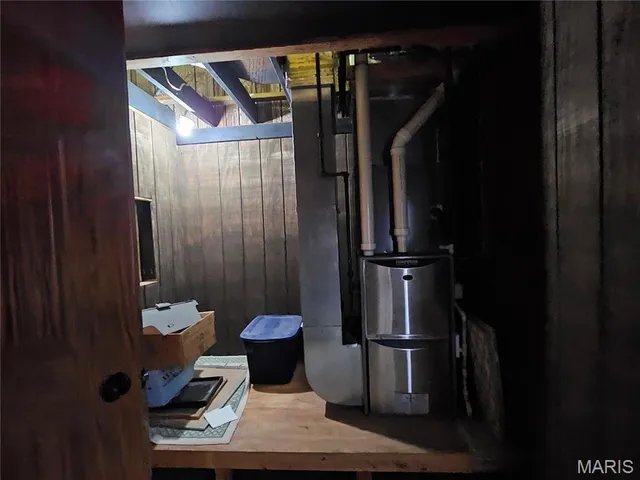 $140,000 | 103 East Broad Street, Raymond, IL 62560