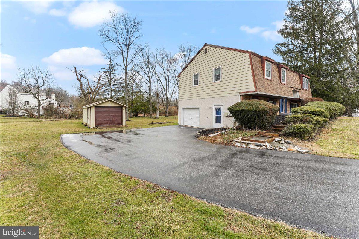 46 Marshall Circle Downingtown, PA 19335 - Photo 3 of 39