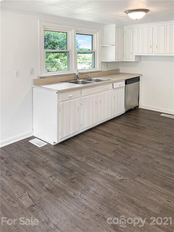 4276 East Maiden Road Maiden, NC 28650 - Photo 3 of 11 Gallery Image 3