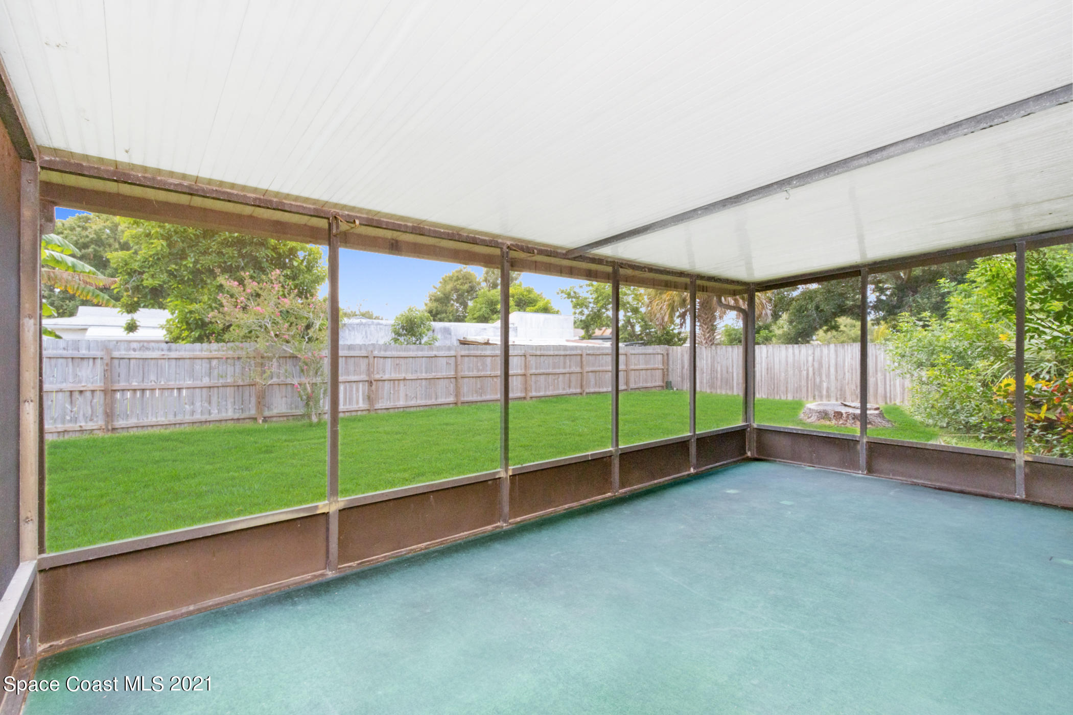 1627 West Shores Road Melbourne, FL 32935 - Photo 18 of 26 20' x 10' screened porch