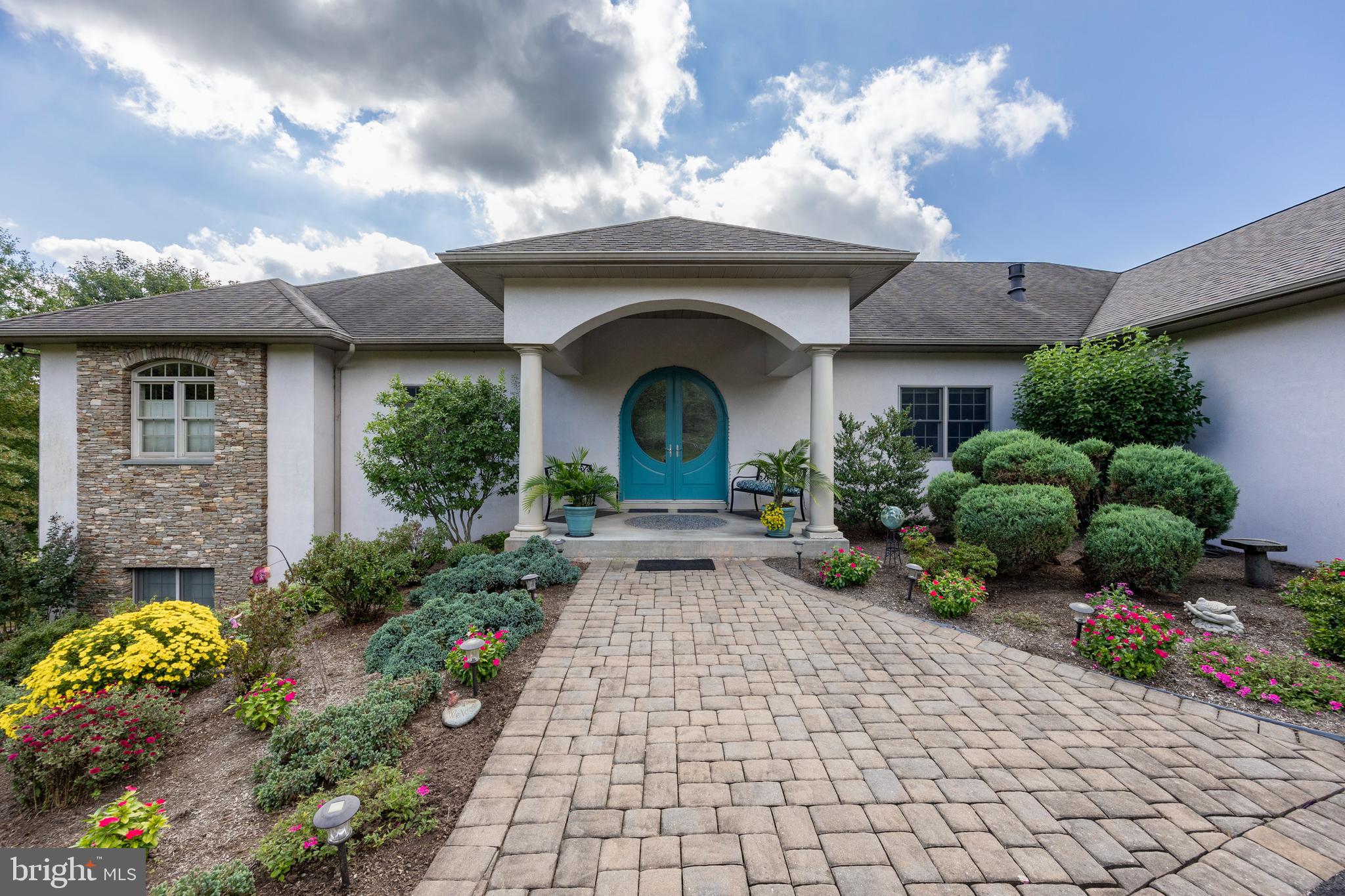 1720 St Peters Road Pottstown, PA 19465 - Photo 4 of 65