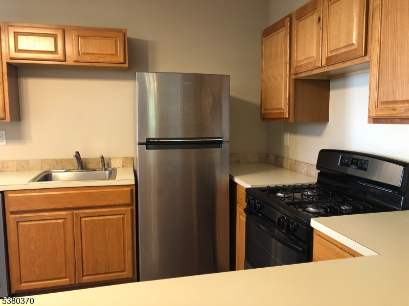 37 East Oak Street Bernards, NJ 07920 - Photo 12 of 25