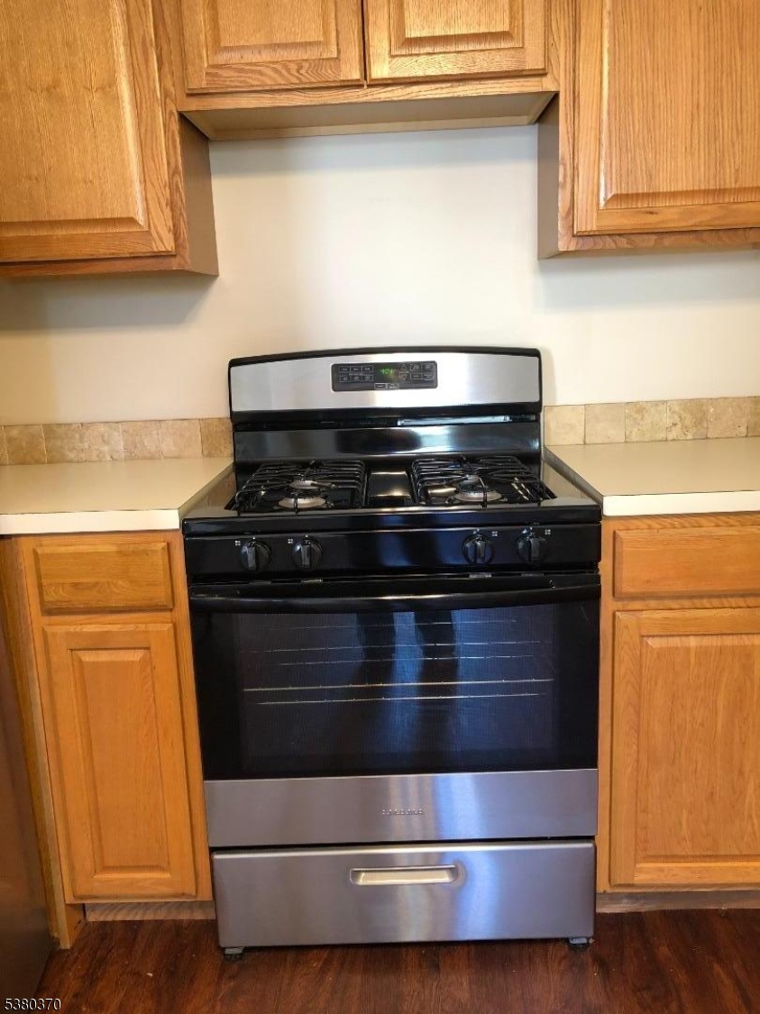 37 East Oak Street Bernards, NJ 07920 - Photo 15 of 25