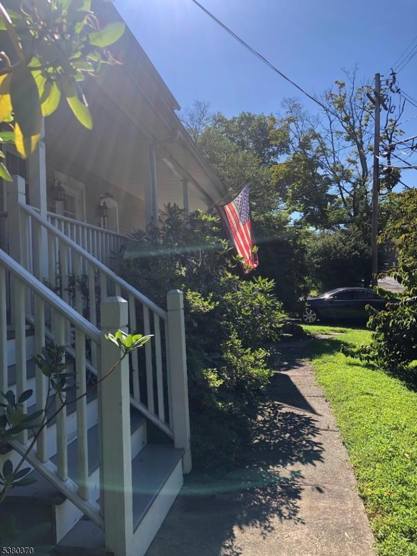 37 East Oak Street Bernards, NJ 07920 - Photo 2 of 25