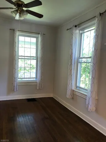 $2,800 | 37 East Oak Street, Bernards, NJ 07920