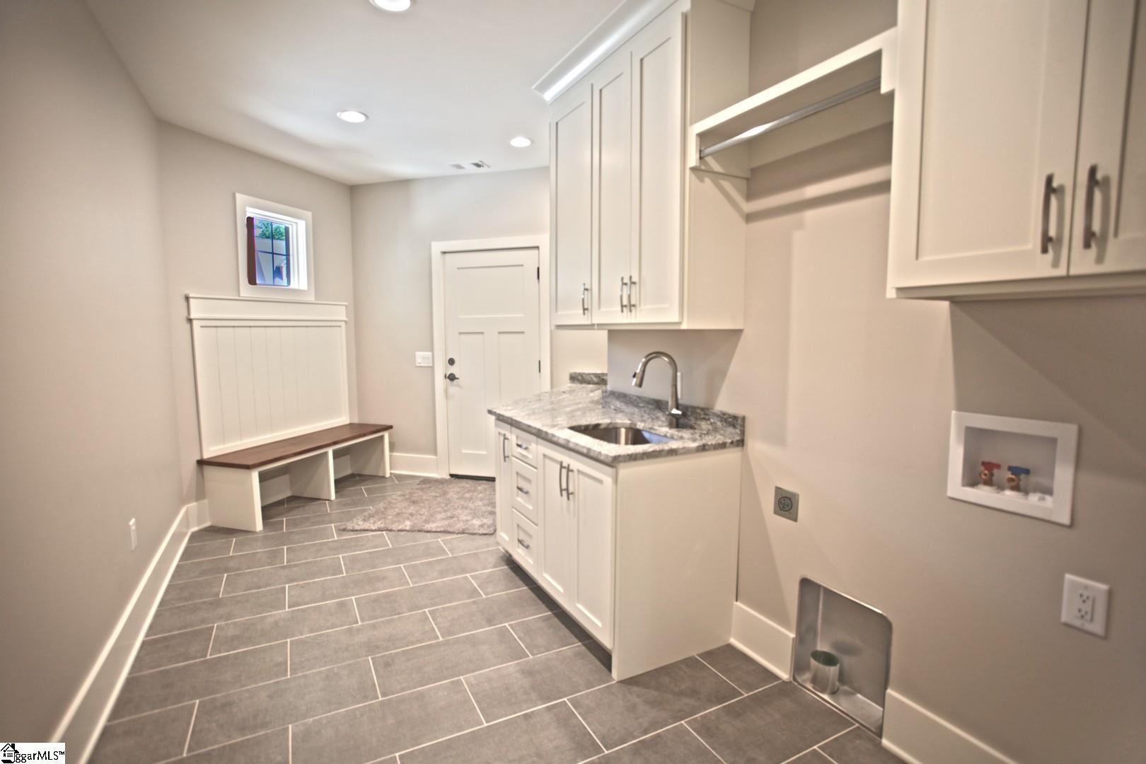 572 McAlister Road West Union, SC 29696 - Photo 11 of 36 Gallery Image 11