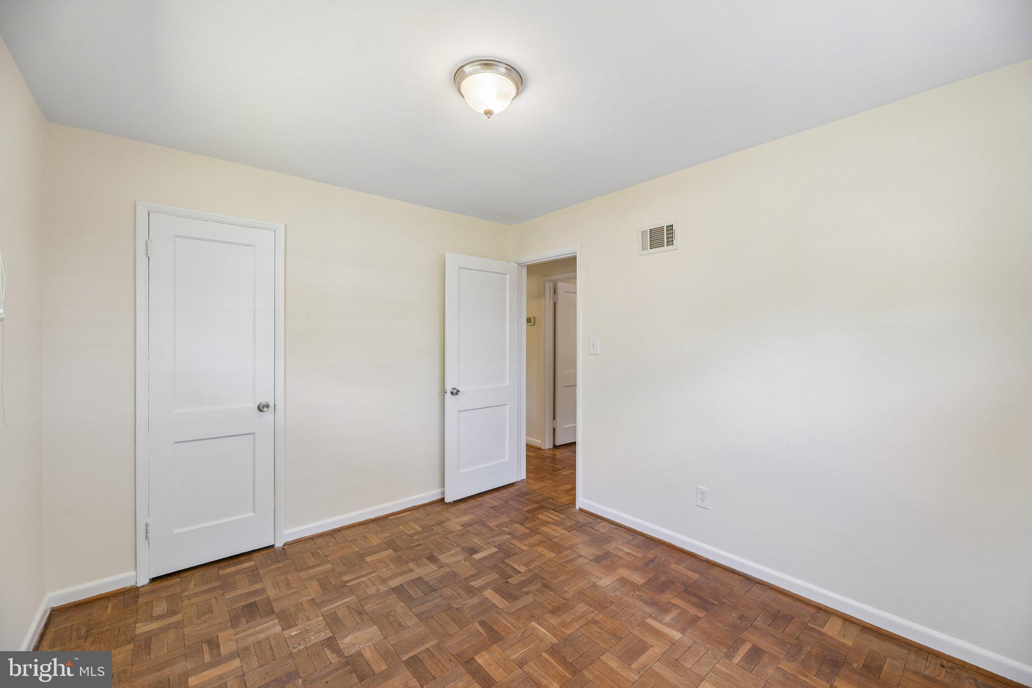 31 South Edison Street Arlington, VA 22204 - Photo 38 of 60
