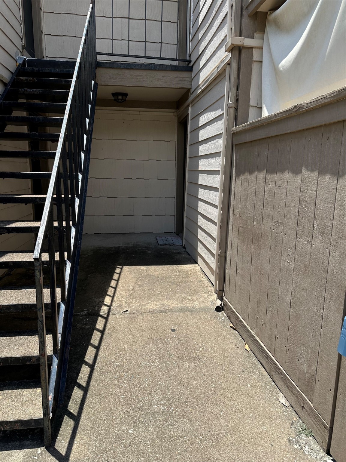 6001 Reims Road, Unit 205 Houston, TX 77036 - Photo 3 of 7