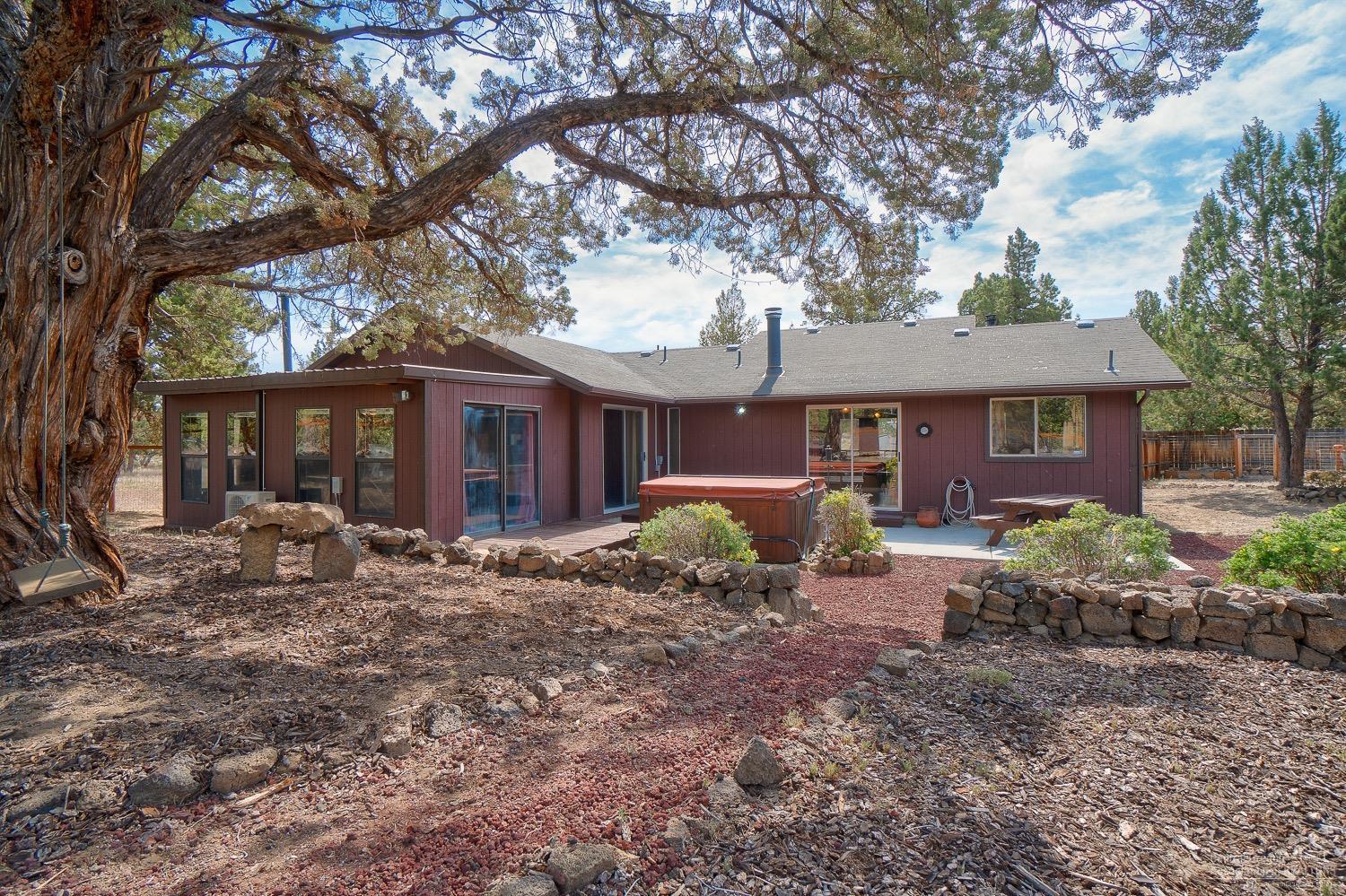64855 Grande Loop Bend, OR 97701 - Photo 15 of 25 Additional Photo